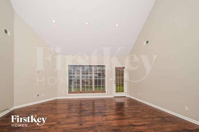 Photo - 129 Addison Dr