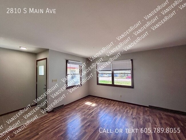 Photo - 2810 S Main Ave