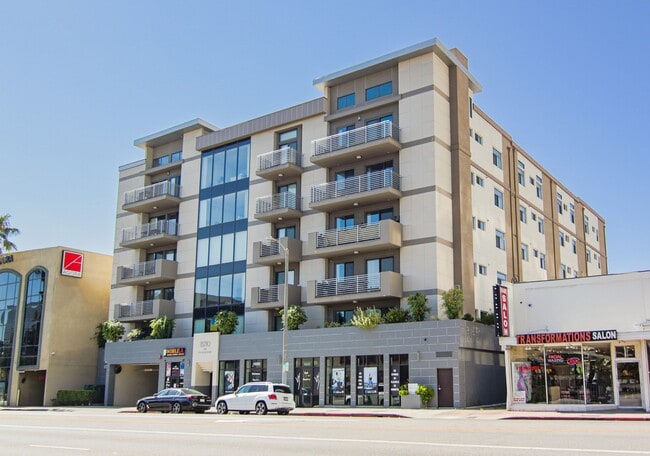 Photo - Live on the Boulevard Apartments in Sherma...