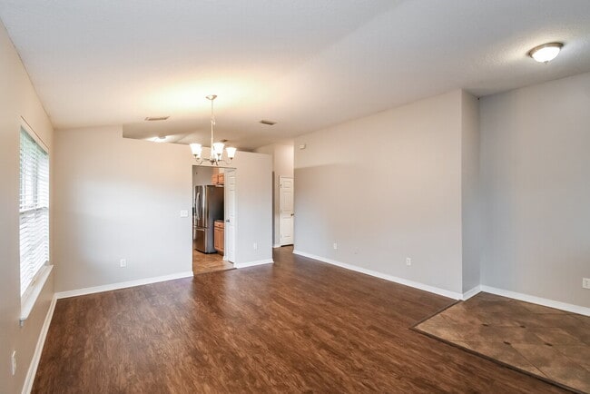 Photo - 2530 Fox Hill Ln