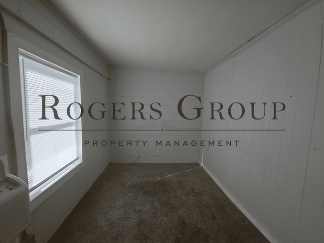 Photo - 725 Epsom Rd