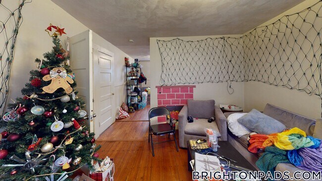 Building Photo - 9 R Winship St Unit A