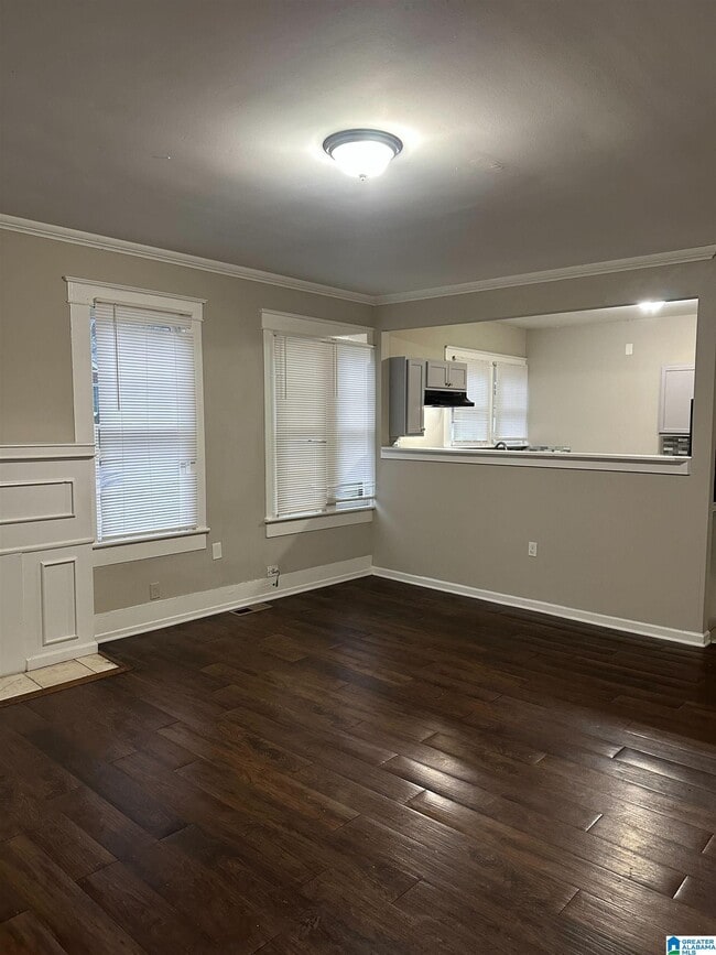 Photo - 1731 Exeter Ave