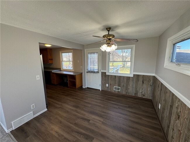 1095 Hamlin Parma Townline Rd