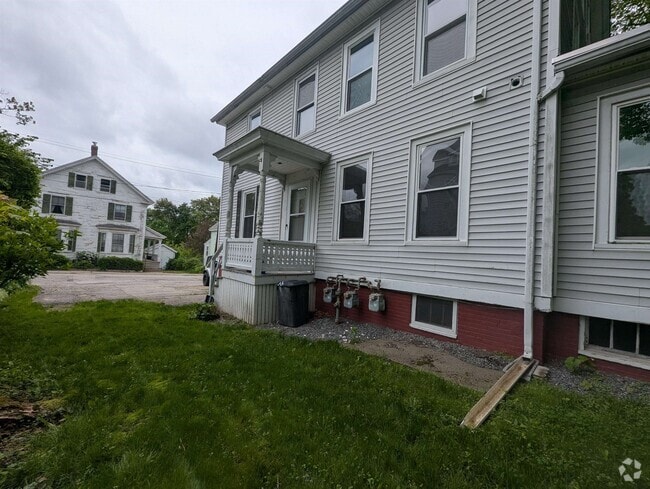 Building Photo - 1 Union St Rental