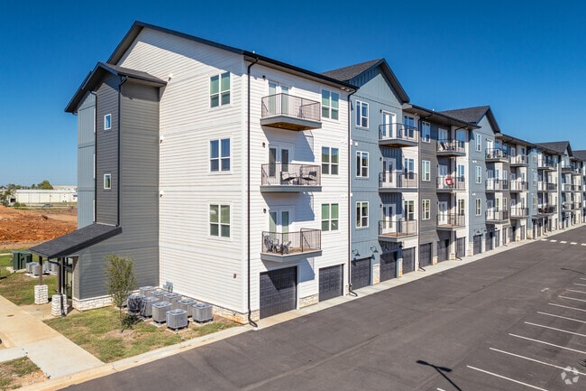 Photo - The Boulevard