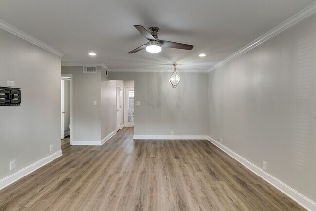 743 Kent Rd