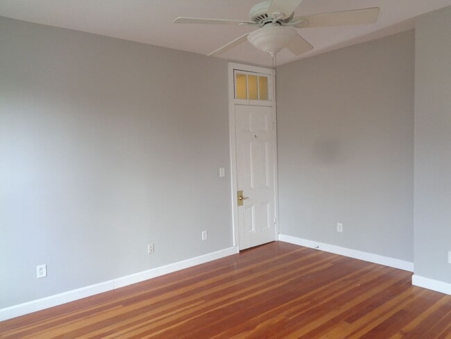 Photo - 713 W 33rd St Unit 713 W. 33rd St. - 2
