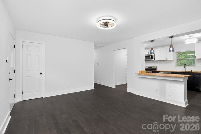 Photo - 1814 Eastway Dr