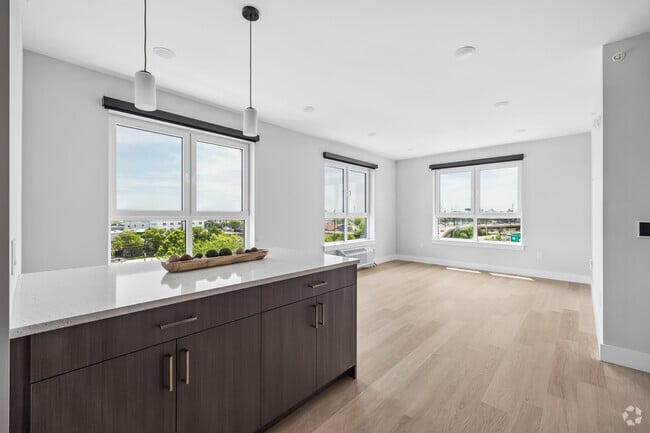 2BR, 2BA - 1060SF - Kitchen/Living Room