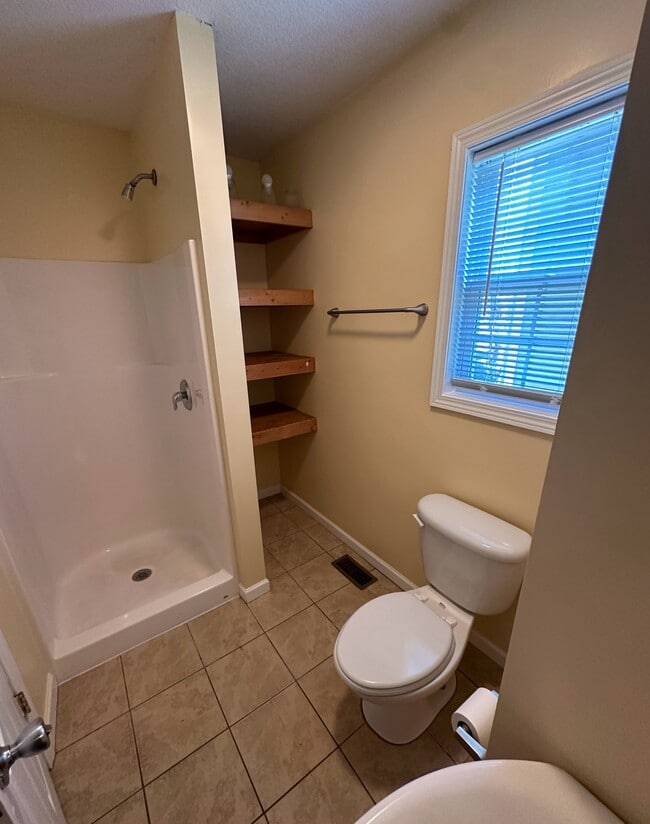 Photo - 12 Townview Dr