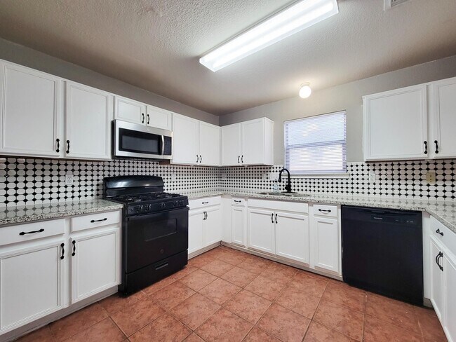 Photo - 16306 Kendons Way Ln