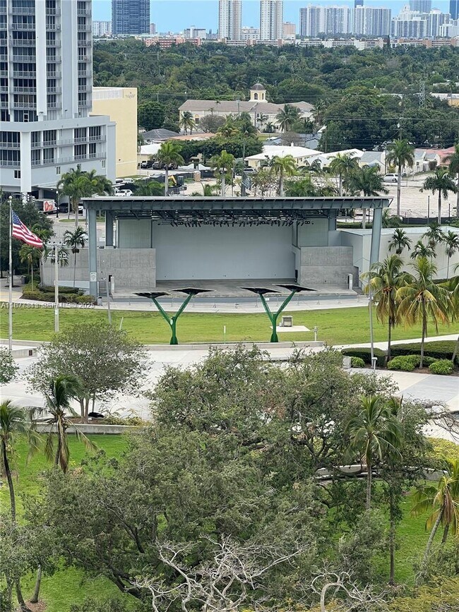 Building Photo - 1830 Radius Dr Unit 1123