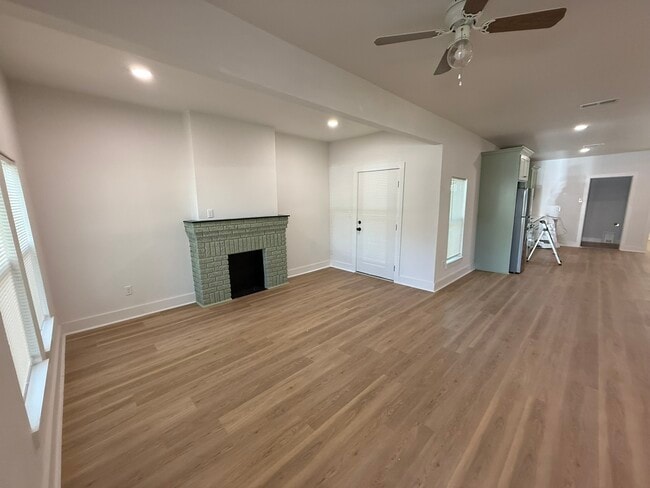 Photo - 2406 Gorman Ave