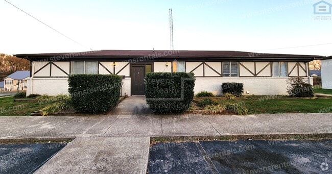 Building Photo - 235 Vinewood Rd Unit K3 Rental