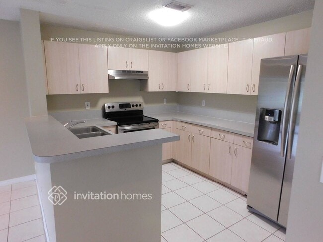 4400 SW 82nd Way