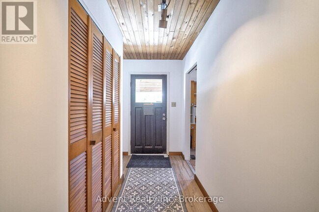 Photo - 74 Don River Blvd