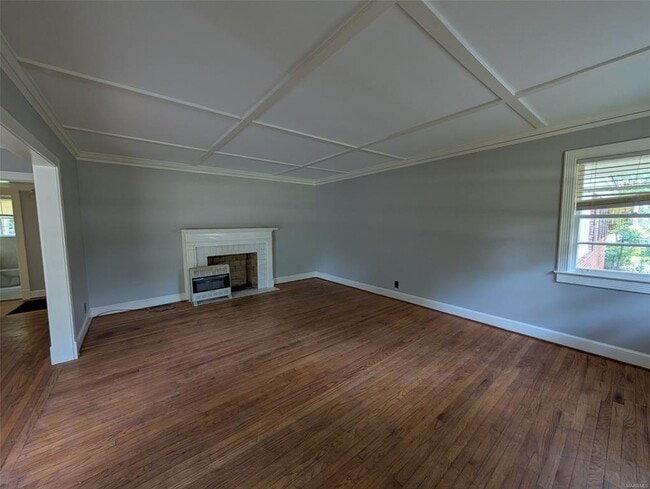 Photo - 10 Brantwood Dr