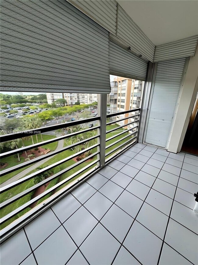 Photo - 1100 St Charles Pl Unit 606
