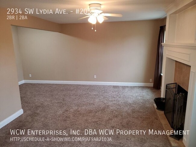 Photo - 2934 SW Lydia Ave Unit #205
