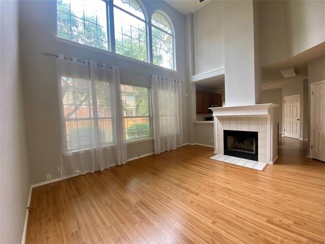 Photo - 6832 Auckland Dr House