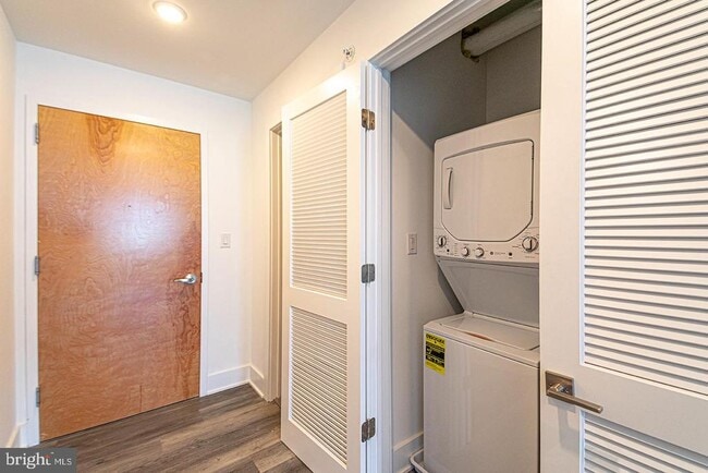 Photo - 1245 Ridge Ave Unit 310