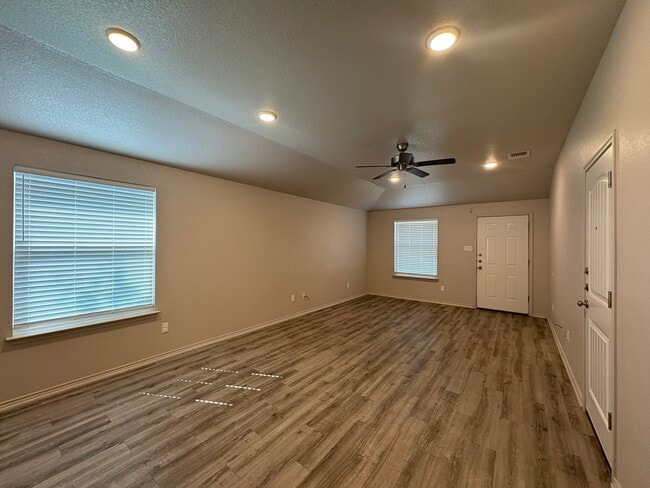 Photo - 2408 FM 1113