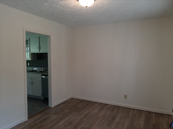 Photo - 107 Hillwood Dr