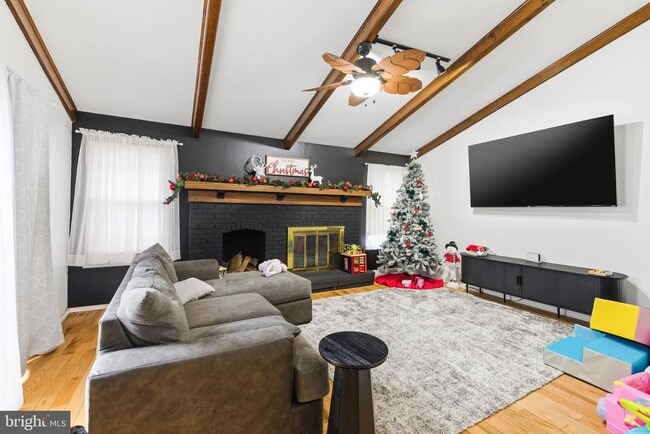 Building Photo - 203 Jonathan Ln