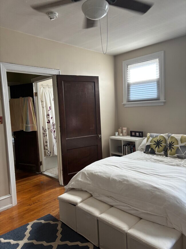 233 Haverford Ave Unit One Bedroom Apartment in Narberth