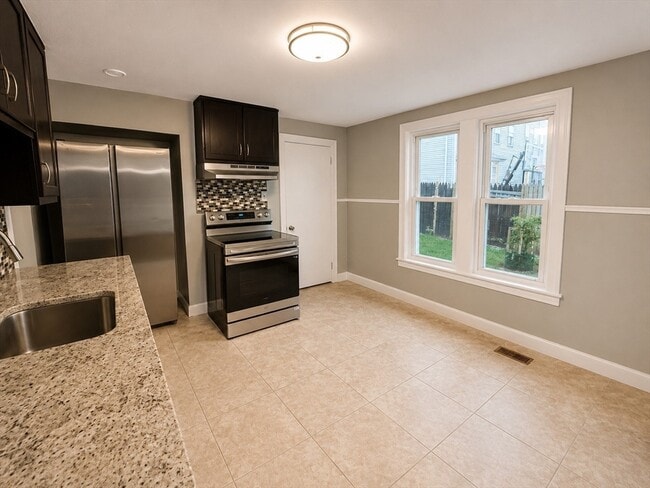 Photo - 41 Edward St Unit 1