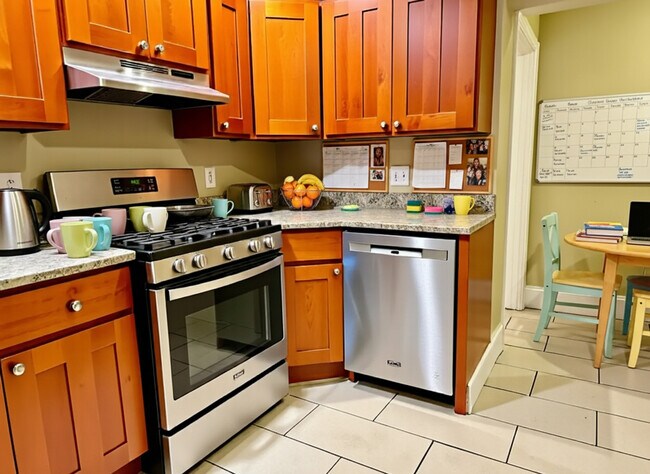 Photo - 66 Egmont St Unit 3