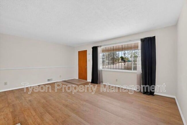 Photo - 6701 Zimmerman Ave NE