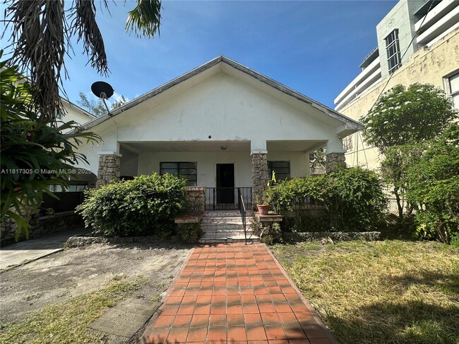 Building Photo - 566 NW 1st St Rental