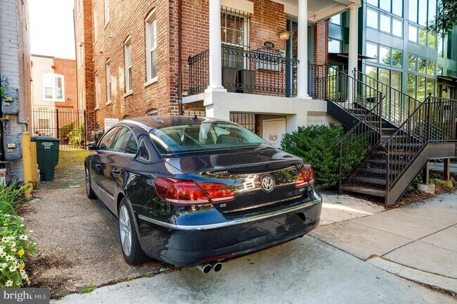 Photo - 1543 6th St NW