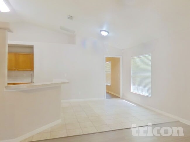 613 Westview Dr