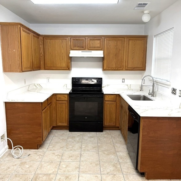 Photo - 19851 Laurel Trail Dr