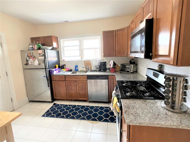 Photo - 24 Willard Ave Unit 3