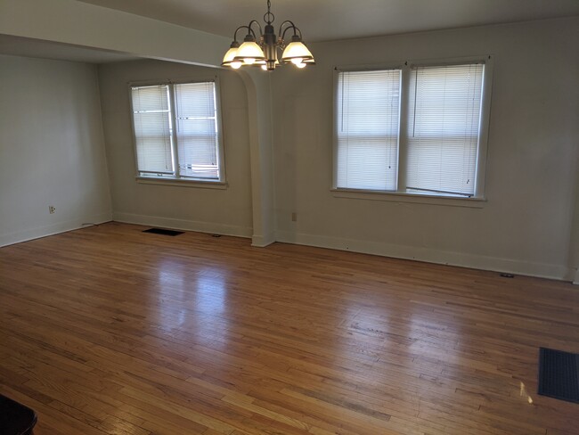 Photo - 2229 N Grand Ave Unit 2229