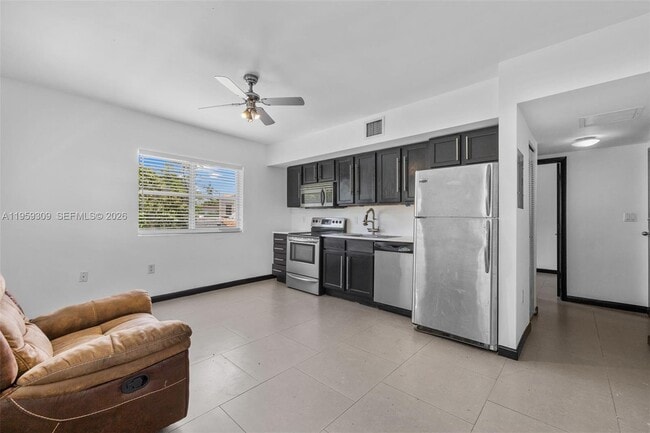 Photo - 1876 SW 11th Terrace Unidad 203