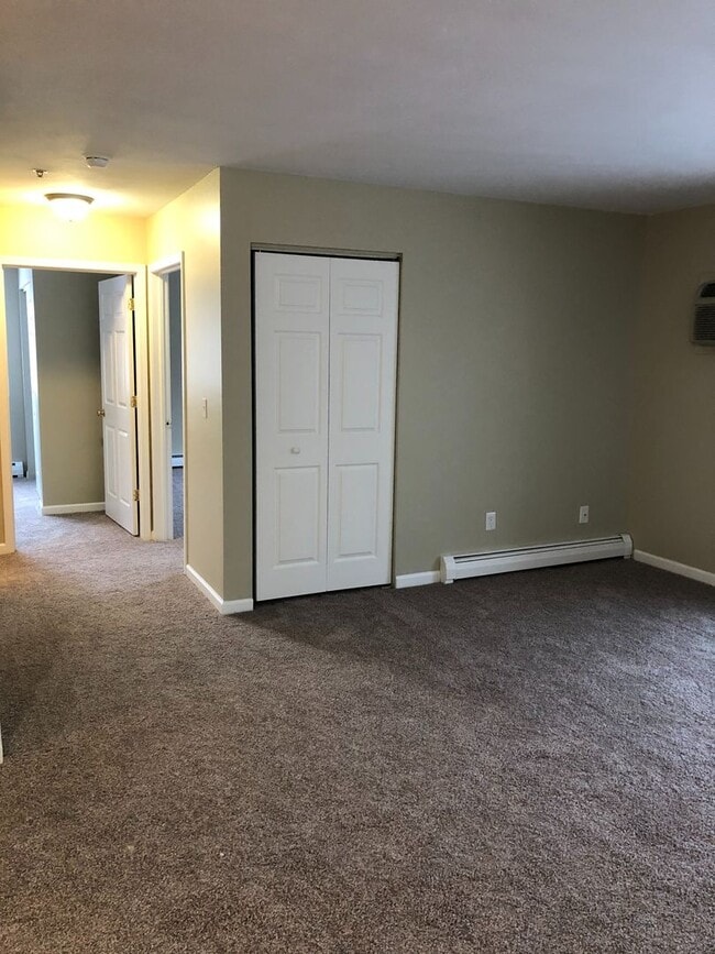 Lakepointe Apartment Homes