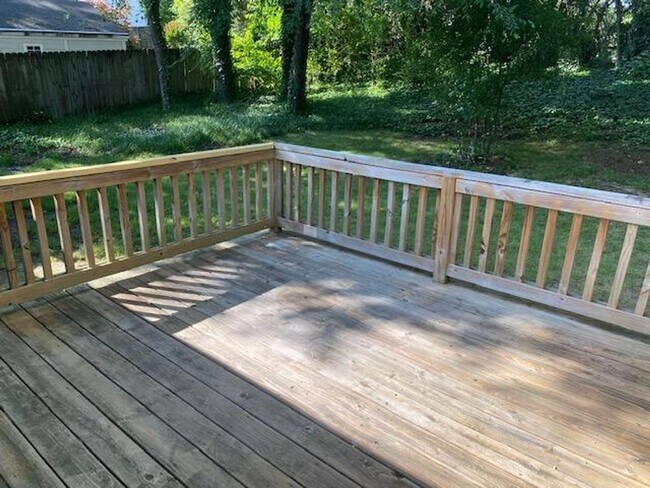 Photo - 2025 Bason Ct