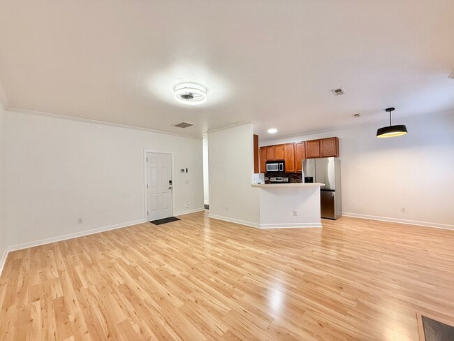 Photo - Modern 3BD, 2.5BA End Unit Raleigh Townhome with HOA Amenities Near I-540 & Triangle Town Center