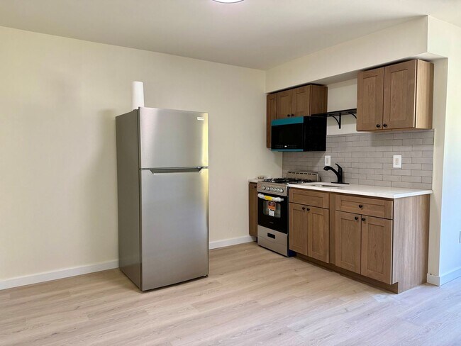 Photo - South Avenue Beacon Unit 11