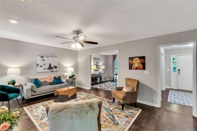 Photo - 5246 Valley Tarn