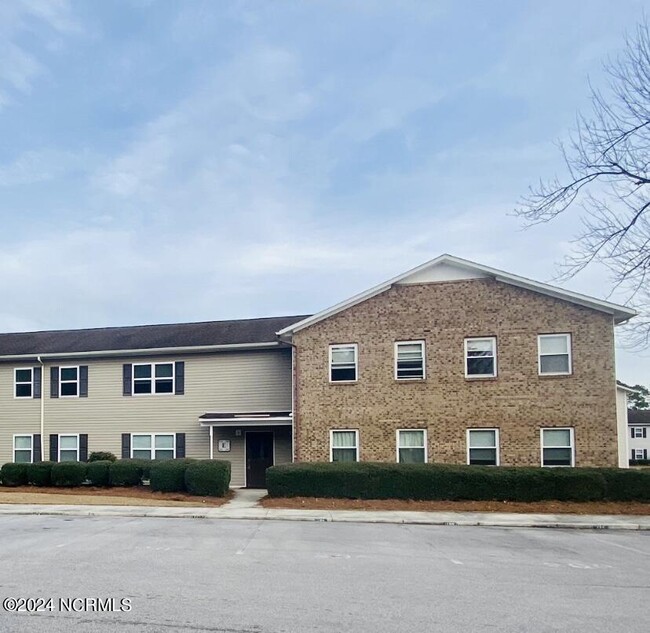 Building Photo - 104 Cordell Dr Rental