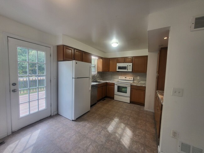 Photo - Spacious 3-Bedroom Rental Home in Newark
