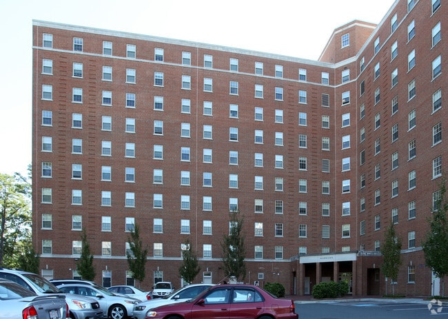 Photo - UNC-CH Morrison Residence Hall