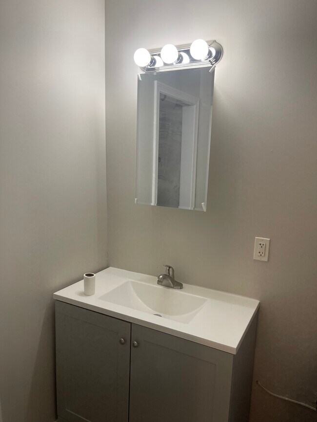 Photo - 85 Old Town Rd Unidad 52