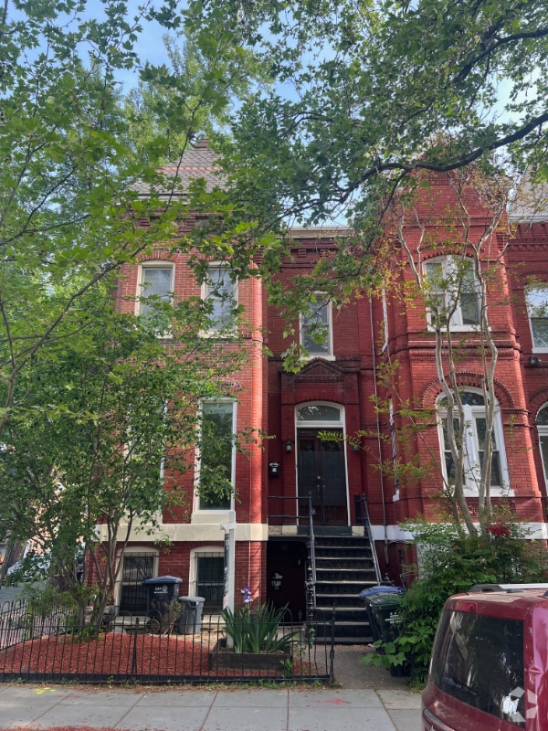 Building Photo - 619 Q St NW Unit Main Level Rental